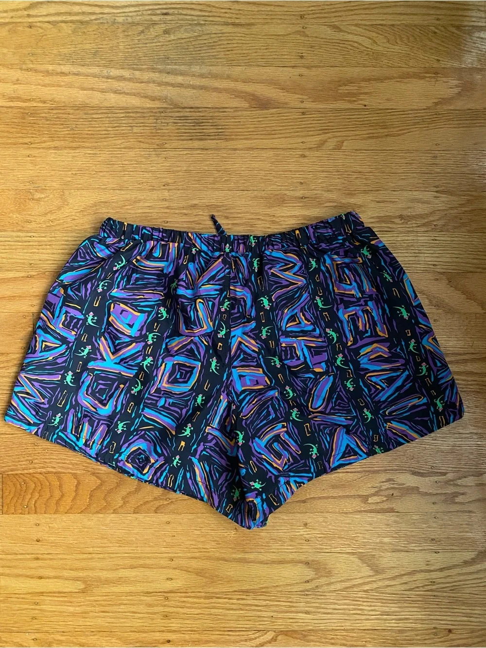 Y2K 90s Reissue Gecko Hawaii The Iconic Multi Stripe Volleys Swim Trunks Medium